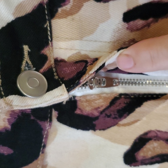 Dress Up Brandwear Micro Corduroy Leopard High Rise Flare Pants Size M - Picture 3 of 10